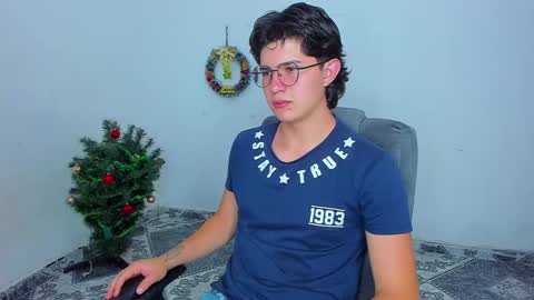 Snapshot of patrik027 chatting on December 28, 7:11 pm .... online show from December 28, 7:11 pm