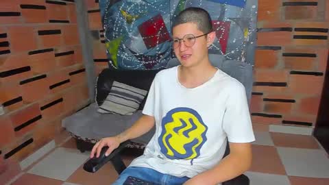 Snapshot of patrik027 chatting on February 17, 3:20 pm .... online show from February 17, 3:20 pm