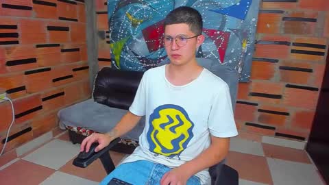 Snapshot of patrik027 chatting on March 6, 9:42 pm .... online show from March 6, 9:42 pm