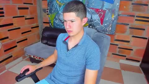 Snapshot of patrik027 chatting on March 7, 6:00 pm .... online show from March 7, 6:00 pm