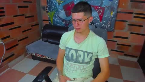 Snapshot of patrik027 chatting on March 11, 2:29 pm .... online show from March 11, 2:29 pm