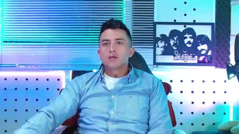 Darko0717  online show from June 26, 2:54 pm