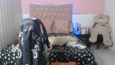 patty squirt87 online show from February 27, 5:45 am