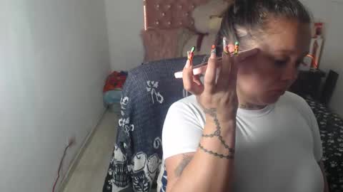 Snapshot of patty_squirt87 chatting on November 10, 3:27 am patty squirt87 online show from November 10, 3:27 am