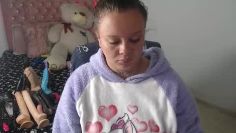 Snapshot of patty_squirt87 chatting on January 14, 2:28 am patty squirt87 online show from January 14, 2:28 am