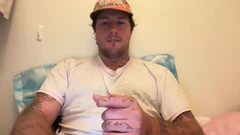 Snapshot of pattys_worlds chatting on February 17, 1:24 am Patty online show from February 17, 1:24 am