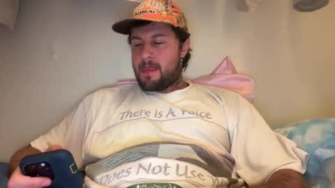 Snapshot of pattys_worlds chatting on March 16, 12:38 am Patty online show from March 16, 12:38 am