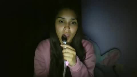 Snapshot of pau_cat chatting on April 18, 5:44 am Pau online show from April 18, 5:44 am
