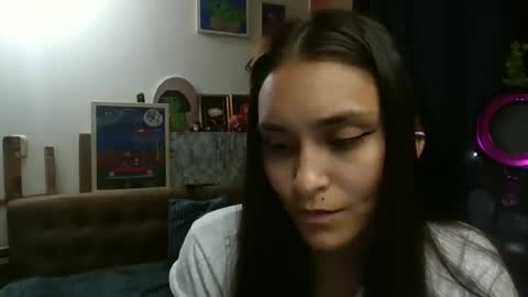 Snapshot of pau_cat chatting on May 16, 5:37 am Pau online show from May 16, 5:37 am