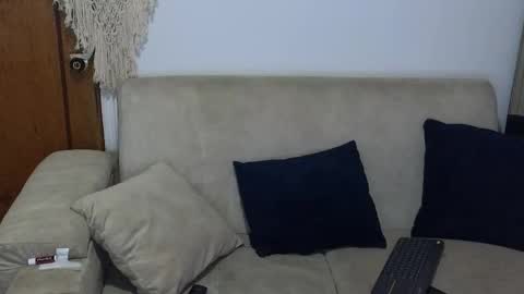 pau cute online show from November 12, 9:36 pm