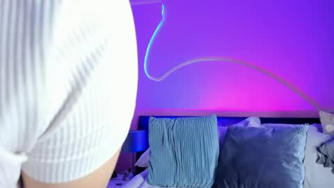 pau_rios online show from May 19, 7:53 pm
