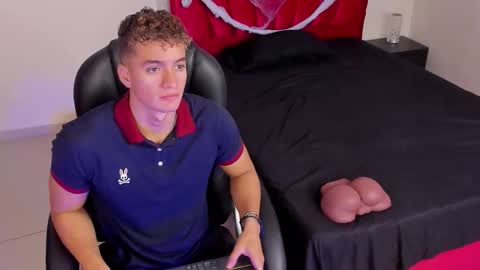 Paull George online show from October 28, 2:42 pm