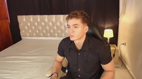 Snapshot of paul_george212 chatting on March 14, 2:33 pm Paull George online show from March 14, 2:33 pm