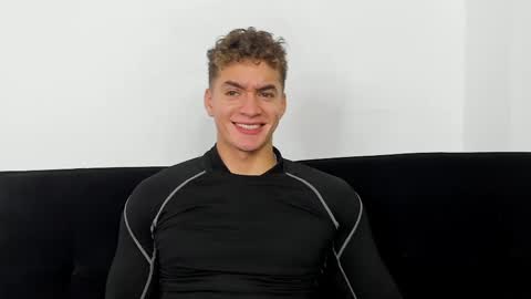 Snapshot of paul_george212 chatting on May 1, 1:48 pm Paull George online show from May 1, 1:48 pm