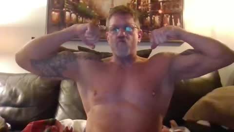 Snapshot of paul_longcut chatting on January 6, 2:59 am Paul Roland online show from January 6, 2:59 am