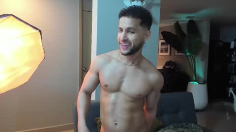 Paul online show from March 28, 1:05 am