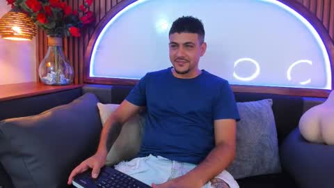 Paul Rivera online show from December 4, 8:17 pm