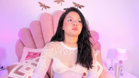 Snapshot of paula__evans chatting on November 24, 12:38 pm Paula online show from November 24, 12:38 pm