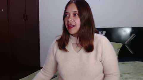 Snapshot of paula_anderson chatting on February 26, 7:18 am PAULA online show from February 26, 7:18 am