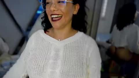 Snapshot of paula_daniela1 chatting on February 3, 8:57 pm Paula online show from February 3, 8:57 pm