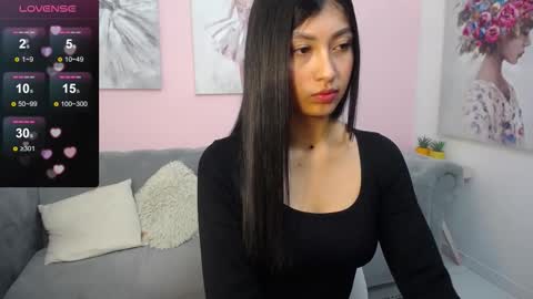 Pau online show from February 17, 2:24 pm