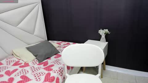 Paula online show from September 30, 2:00 pm