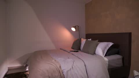 Paula online show from March 2, 2:51 am