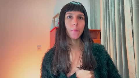   online show from May 3, 3:45 am