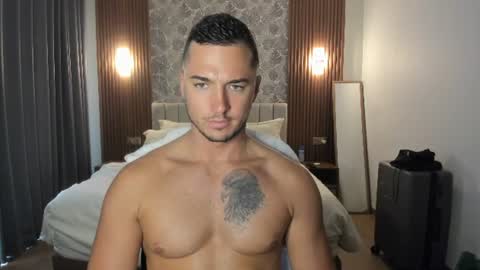paulblack021 online show from July 3, 1:56 am