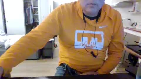 Snapshot of paulcockrell1 chatting on September 19, 4:58 am paulcockrell1 online show from September 19, 4:58 am
