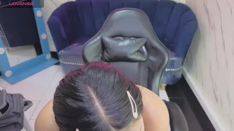 Snapshot of paulette_v chatting on November 25, 1:11 pm Live 800am 200pm COLOMBIAN HOUR online show from November 25, 1:11 pm