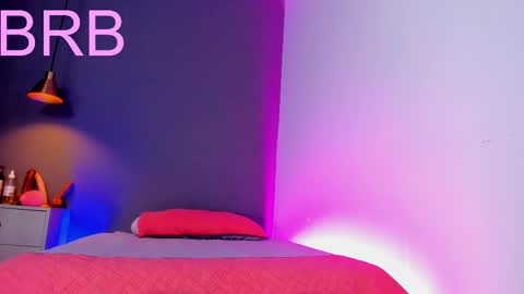 Snapshot of paulin01_ chatting on February 27, 10:31 pm Paulina online show from February 27, 10:31 pm