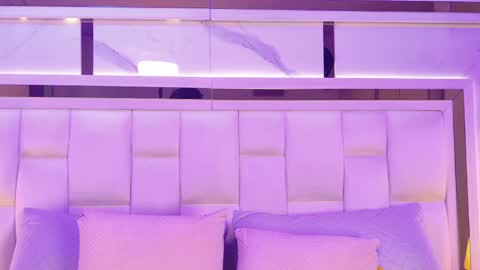 Paulina  online show from April 6, 7:04 pm