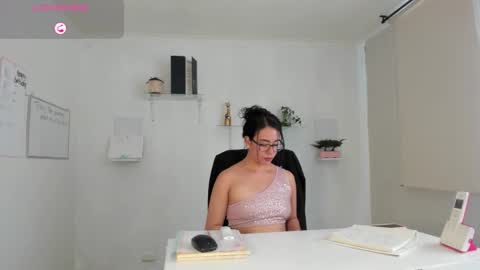 paulina online show from September 14, 5:45 pm