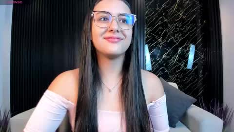 Paulina  online show from November 8, 12:05 pm