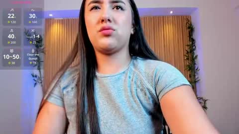 Paulina  online show from May 7, 1:05 pm