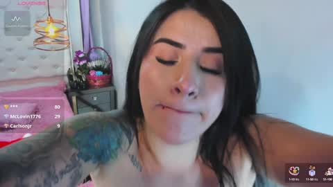 paulinabelen21 online show from December 28, 6:49 am