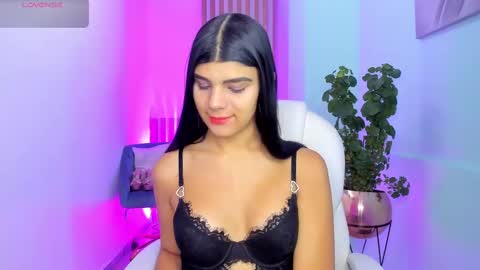 Paulina Belle online show from February 10, 5:03 am