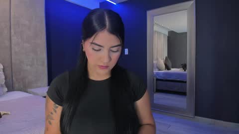 Snapshot of paulinaduarte_ chatting on April 10, 1:49 pm Paulina online show from April 10, 1:49 pm