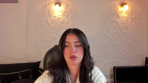 Paulina Santos  online show from October 20, 7:25 pm