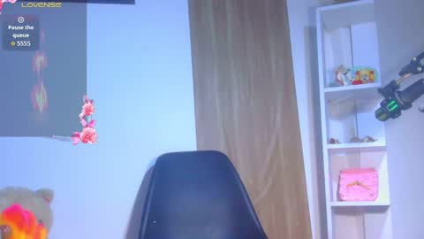 paulina online show from April 29, 5:41 pm