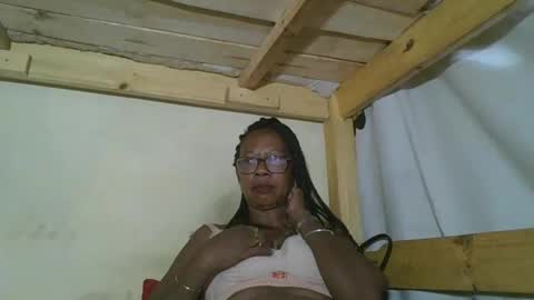 pauline online show from February 7, 7:23 am