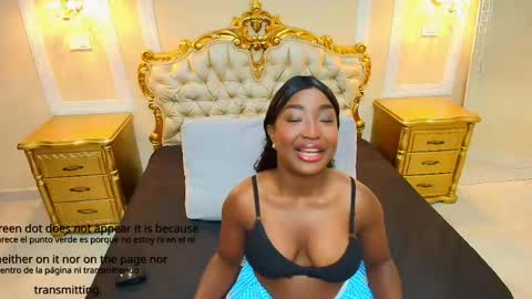 Snapshot of paulinekosh chatting on May 26, 9:44 pm Pauline Kosh online show from May 26, 9:44 pm
