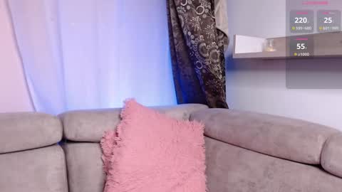 Snapshot of paulis_gh chatting on January 8, 3:17 pm Paula online show from January 8, 3:17 pm