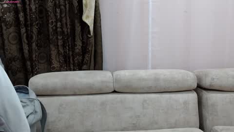 Snapshot of paulis_gh chatting on January 13, 12:45 pm Paula online show from January 13, 12:45 pm