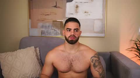 Snapshot of paulphoenix_ chatting on February 20, 9:48 pm Paul Phoenix online show from February 20, 9:48 pm