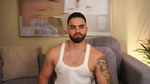 Snapshot of paulphoenix_ chatting on March 3, 9:21 pm Paul Phoenix online show from March 3, 9:21 pm