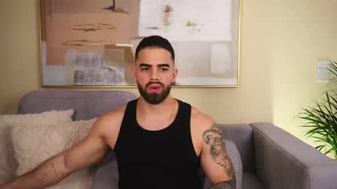 Snapshot of paulphoenix_ chatting on March 11, 9:32 pm Paul Phoenix online show from March 11, 9:32 pm