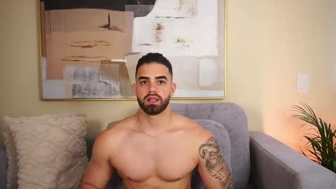 Snapshot of paulphoenix_ chatting on March 20, 8:57 pm Paul Phoenix online show from March 20, 8:57 pm