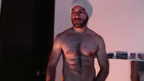Snapshot of paulripped chatting on March 7, 4:42 am Paul online show from March 7, 4:42 am